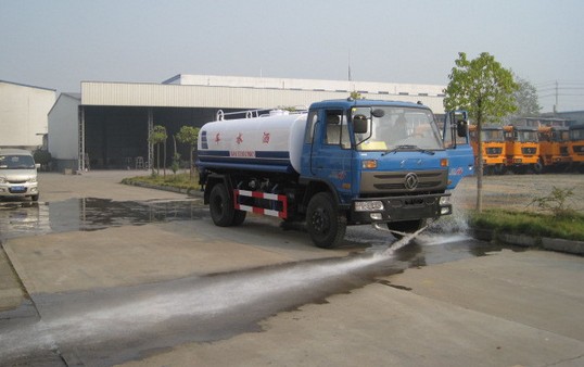 東風153<a href=http://m.yhqlc.com/ssc target=_blank class=infotextkey>灑水車</a>測試圖片