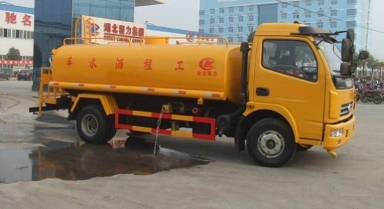 東風多利卡<a href=http://m.yhqlc.com/ssc target=_blank class=infotextkey>灑水車</a>