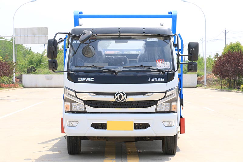 東風(fēng)大多利卡擺臂式垃圾車(chē)圖片2