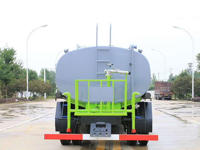 東風(fēng)華神國(guó)六F5灑水車(chē)圖片5