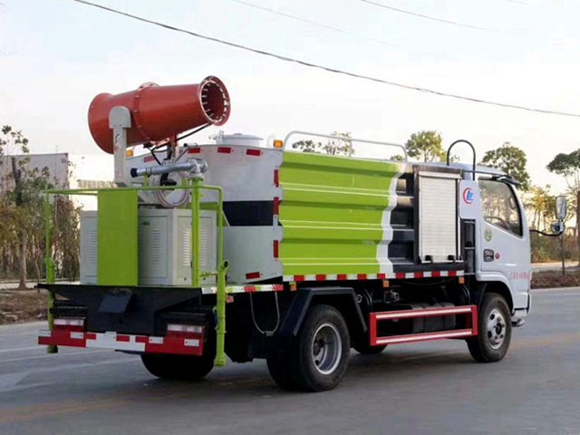 藍牌5方東風(fēng)多功能綠化灑水車（抑塵車）圖片4